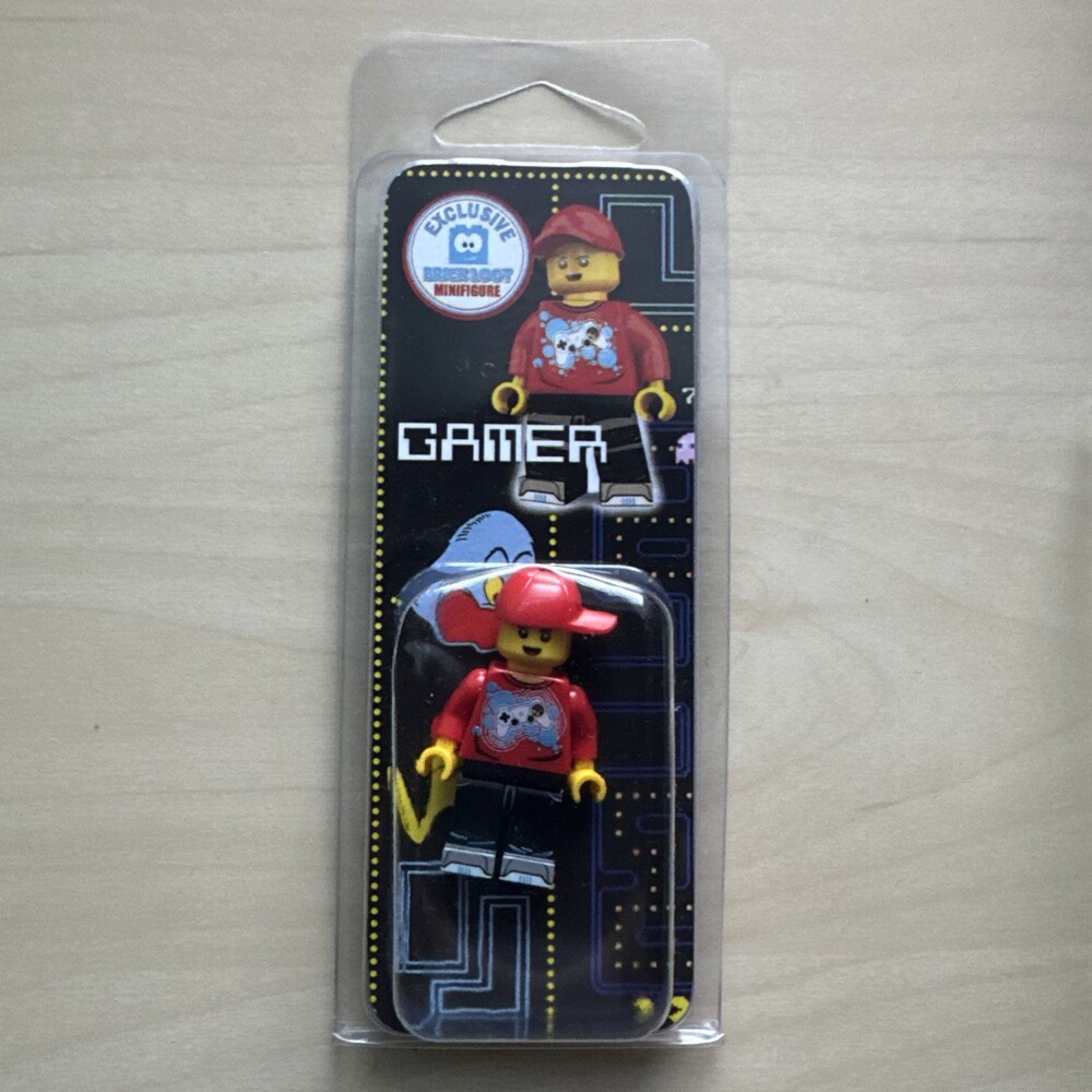 New Lego GAMER exclusive brickloot minifigure